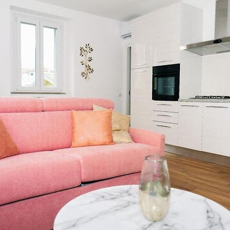 Lora Diamond Suite ,Free Parking, Self Check In,3 Como Eksteriør bilde