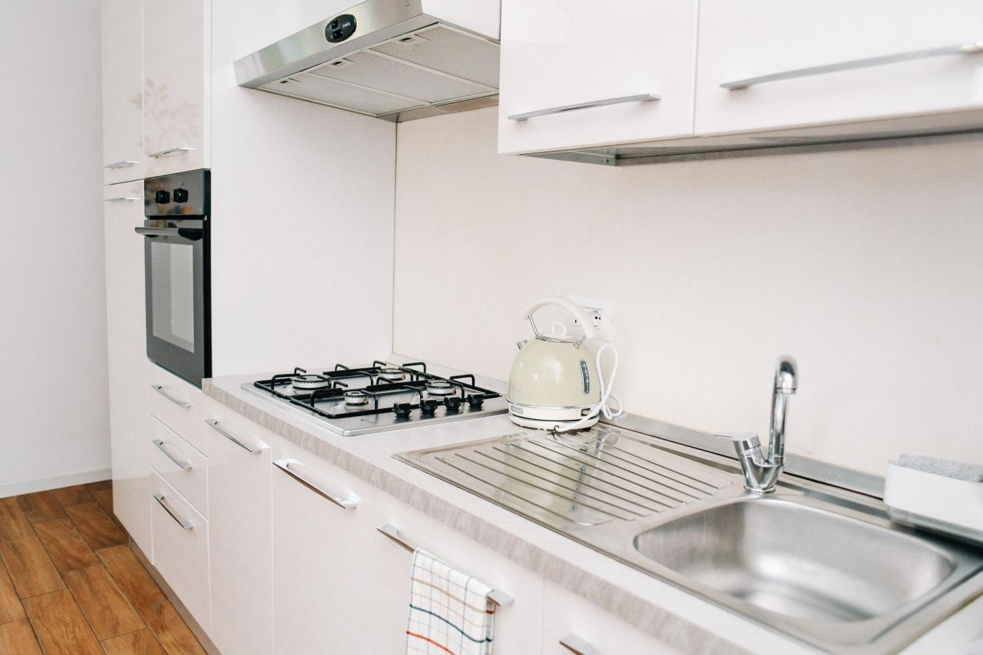 Lora Diamond Suite ,Free Parking, Self Check In,3 Como Eksteriør bilde