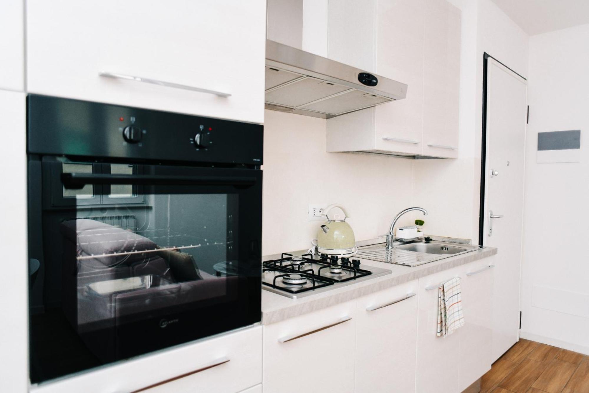 Lora Diamond Suite ,Free Parking, Self Check In,3 Como Eksteriør bilde