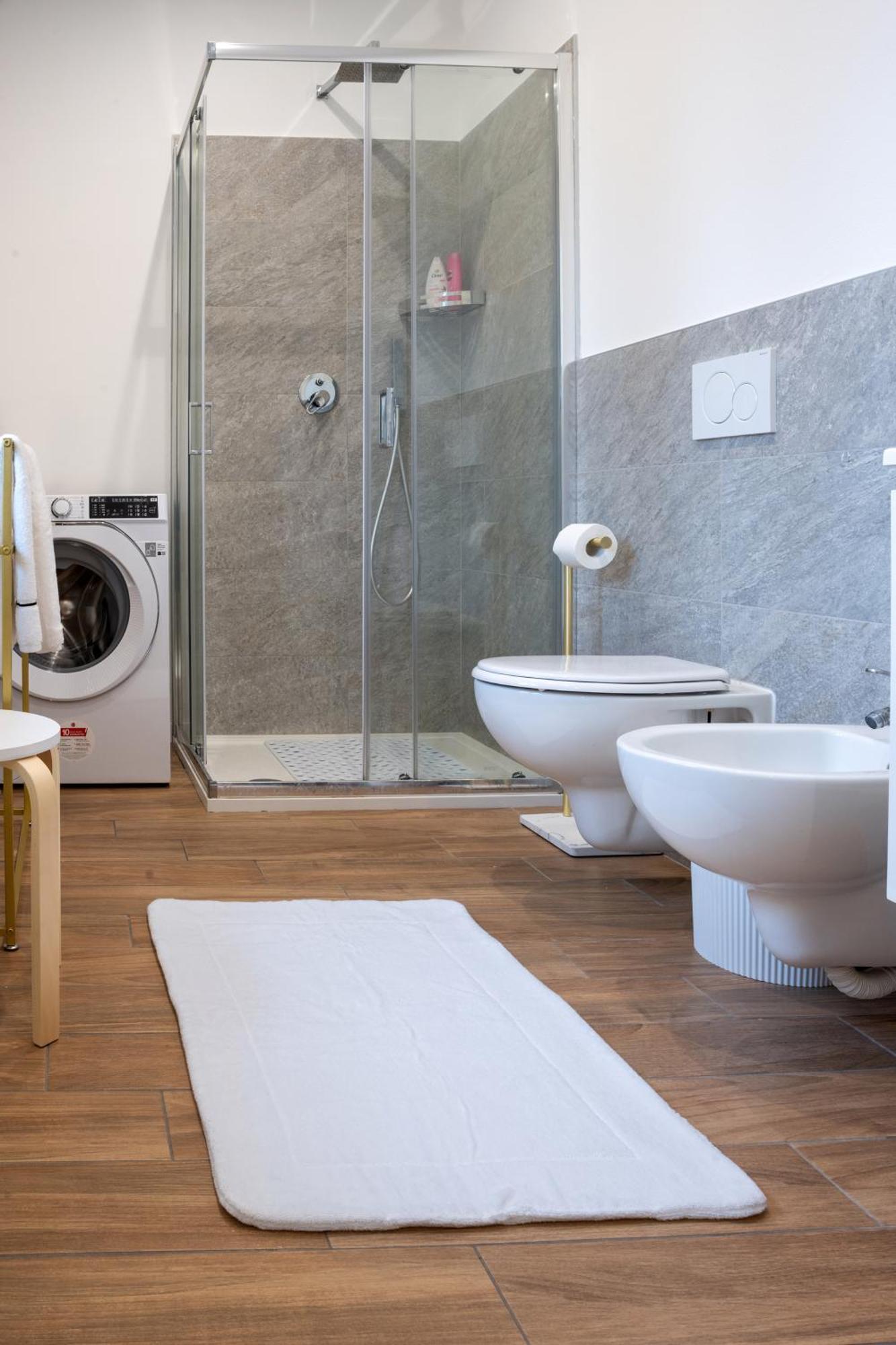 Lora Diamond Suite ,Free Parking, Self Check In,3 Como Eksteriør bilde